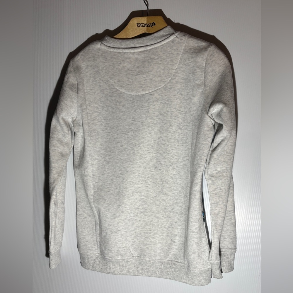 NWT Beach boys Gray Sweatshirt size extra small - Picture 4 of 4